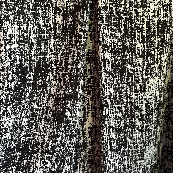 Vince Camuto Blouse - Picture 3 of 4